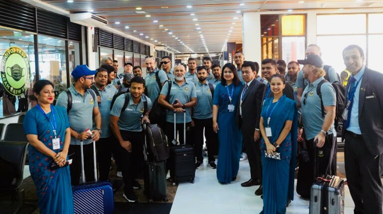 බංග්ලාදේශ ක්රිකට් කණ්ඩායමත් ශ්රීලංකන් සමඟ කොළඹට බංග්ලාදේශ ක්රිකට් කණ්ඩායමත් ශ්රීලංකන් සමඟ කොළඹට