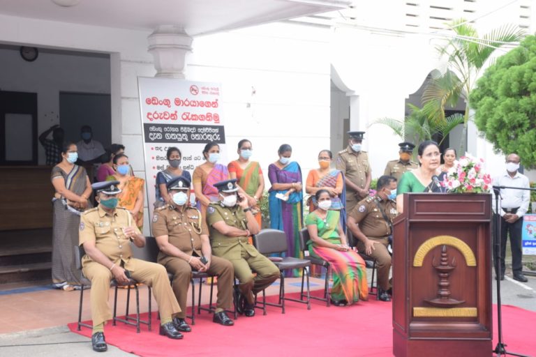 පාසල් විශබීජහරණය කිරීමේ වැඩසටහනේ තෙවන දිනය අදයි (18).