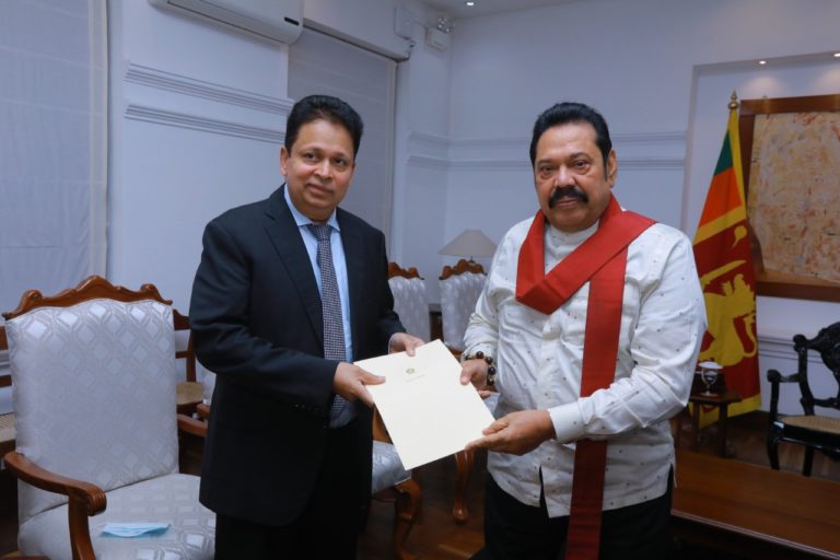 අග්‍රාමාත්‍ය උපදේශක තනතුරට වෛද්‍ය සමන් වීරසිංහ මහතා පත්කරයි