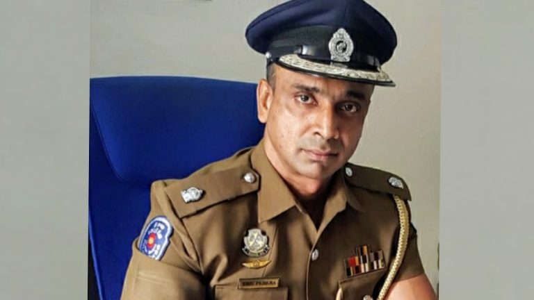 ASP එරික්ගේ මාරුව ගැන විමර්ශනයක්
