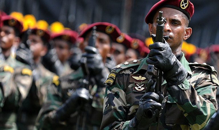 දෙමළ තරුණ තරුණියෝ 1600ක් යුද හමුදාවට