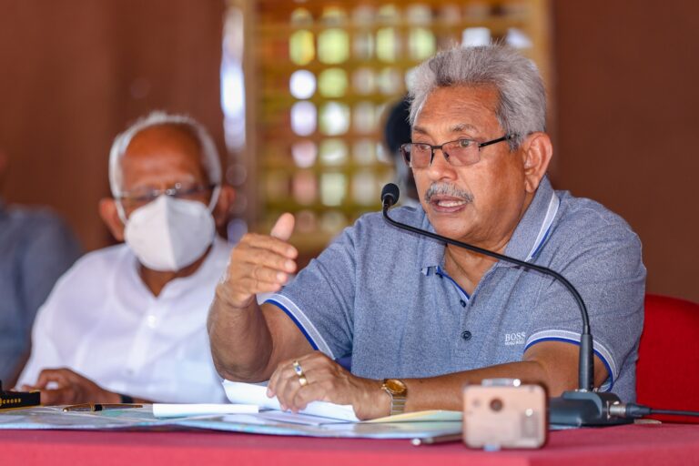 “ප්‍රමිතිය බලන්න ඇල්ලුවම රජයට බනින්නේ විස පොල්තෙල් ගේනවා කියලා” – ජනපති