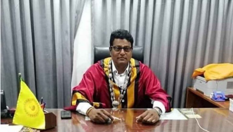 යාපනය නගරාධිපතිට ඇප