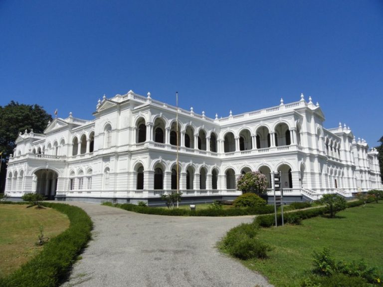 කොළඹ ජාතික කෞතුකාගාරය තාවකාලිකව වැසේ කොළඹ ජාතික කෞතුකාගාරය තාවකාලිකව වැසේ