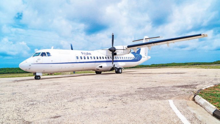 යාපනය පලාලි ගුවන්තොටුපල සංවර්ධනය කෙරේ
