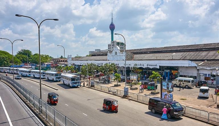 කොළඹ කොටුවේ බැංකුවක කොවිඩ් පොකුරක්