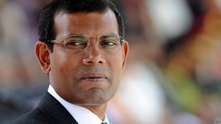 බෝම්බයෙන් තුවාල ලැබූ  මොහොමඩ්‌ නෂීඩ්ට බරපතළයි