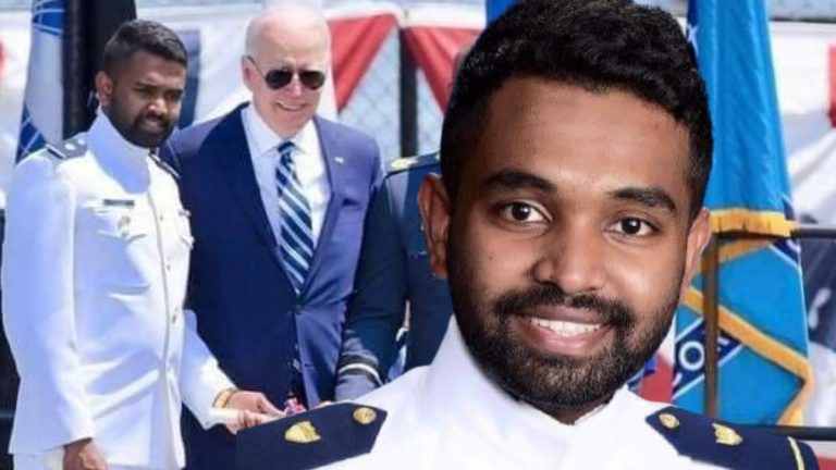 අමෙරිකාවේ ගෞරව උපාධිය ගත් උප ලුතිනන් විශ්ව ෆොන්සේකා ජෝ බයිඩෙන් සමග එකම වේදිකාවේ