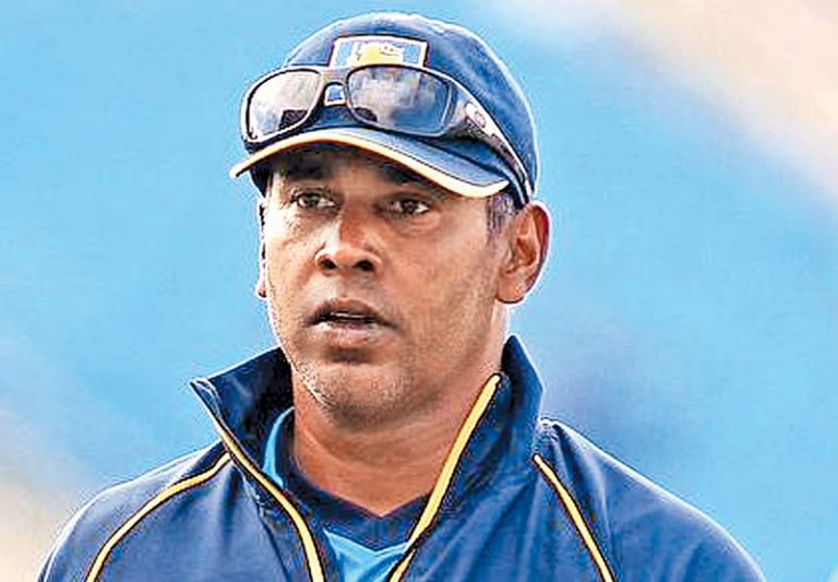 චමින්ද වාස් ඇතුළු ශ්‍රී  ලංකා ක්‍රිකට් පිලේ තිදෙනෙකුට කොවිඩ්