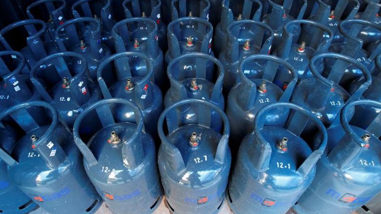 ගෑස් සමාගම්වලට පාරිභෝගික අධිකාරිය ගෑස් පෙන්වයි