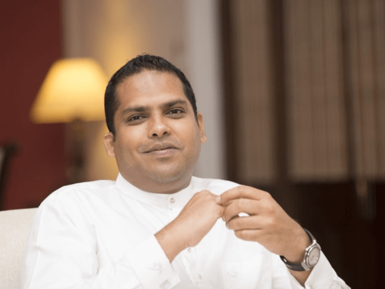 හරීන්ගේ  නිවස පොලීසිය වටලයි