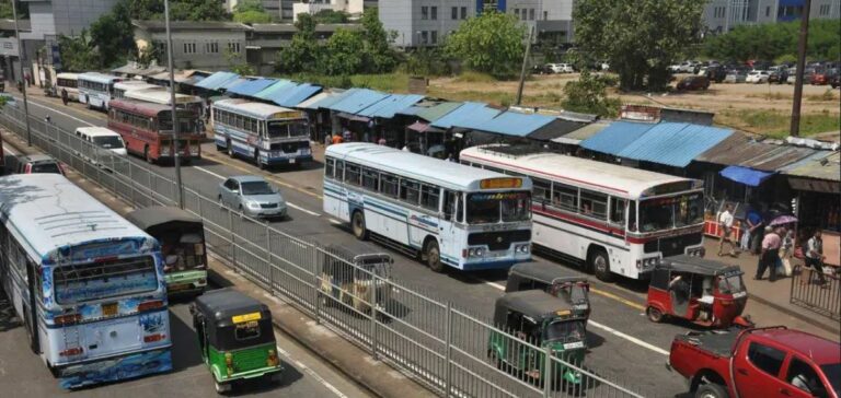 අද සිට පෙර ලෙස බස් වැඩ අද සිට පෙර ලෙස බස් වැඩ