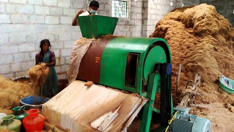 මිනුවන්ගොඩ කම්හලක කොවිඩ් ආසාදිත සේවකයන්ගෙනුත් වැඩ අරන්