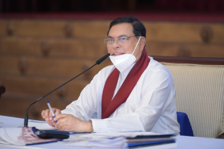 කොවිඩ් එන්නත් මිලදී ගැනීමේදී කිසිදු කොන්දේසියකින් තොරව මුදල් වෙන්කරනවා – මුදල් ඇමති කොවිඩ් එන්නත් මිලදී ගැනීමේදී කිසිදු කොන්දේසියකින් තොරව මුදල් වෙන්කරනවා – මුදල් ඇමති