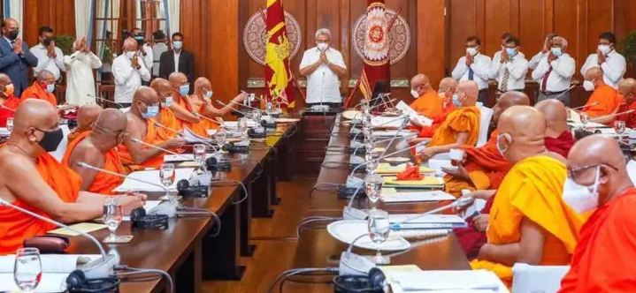 පනතේ බාධා ඉවතලා කොතලාවල ආරක්ෂක විශ්වවිද්යාලය UGC යටතට ගේනවා – ජනපති පනතේ බාධා ඉවතලා කොතලාවල ආරක්ෂක විශ්වවිද්යාලය UGC යටතට ගේනවා – ජනපති