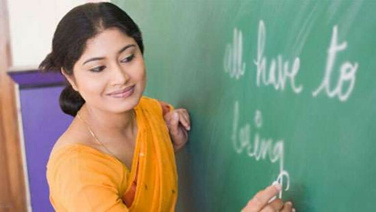 කොවිඩ් එන්නත ගන්නා පාසල් කාර්ය මණ්ඩලවලට විශේෂ දැනුම්දීමක් කොවිඩ් එන්නත ගන්නා පාසල් කාර්ය මණ්ඩලවලට විශේෂ දැනුම්දීමක්