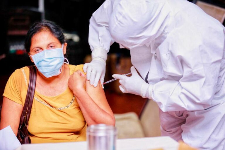 අද එන්නත් මධ්‍යස්ථාන 225කදී