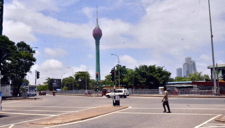 තවත් නගර ස්වයං-හුුදකලා වෙයි – පිටකොටුවේ තීරණය අද තවත් නගර ස්වයං-හුුදකලා වෙයි – පිටකොටුවේ තීරණය අද