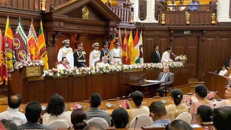 ඇමති ධූර 7ක් වෙනස් වෙයි – අලුත් ලැයිස්තුව මෙන්න ඇමති ධූර 7ක් වෙනස් වෙයි – අලුත් ලැයිස්තුව මෙන්න
