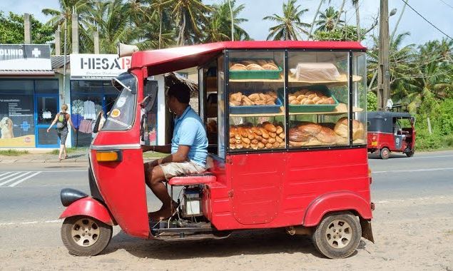 කොළඹ ජංගම වෙළඳුන්ට එන්නත් මාත්රා දෙකම අනිවාර්යයි කොළඹ ජංගම වෙළඳුන්ට එන්නත් මාත්රා දෙකම අනිවාර්යයි