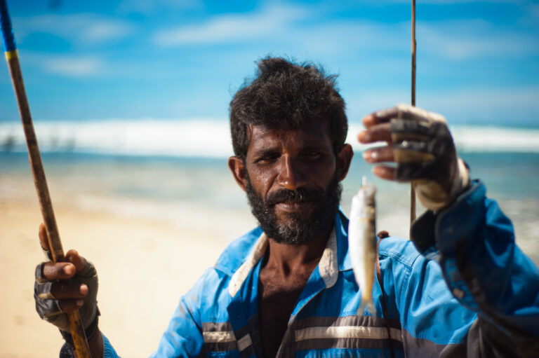 මත්ස්‍ය සම්පතත් සුරකිමින් ධීවරයනුත් රකින තාක්ෂණය