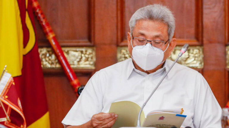 මල්වතු-අස්ගිරි මහානායක හිමිවරුන්ගෙන් ජනපතිට ලිපියක් මල්වතු-අස්ගිරි මහානායක හිමිවරුන්ගෙන් ජනපතිට ලිපියක්