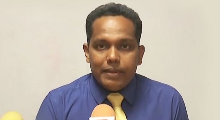 කොරෝනා ඖෂධ සොයාගත් බව කී – ලෙඩ්ඩු ගැන බලන්න කෙනෙක් නෑ කී දොස්තර කොරෝනා වාට්ටුවට කොරෝනා ඖෂධ සොයාගත් බව කී – ලෙඩ්ඩු ගැන බලන්න කෙනෙක් නෑ කී දොස්තර කොරෝනා වාට්ටුවට
