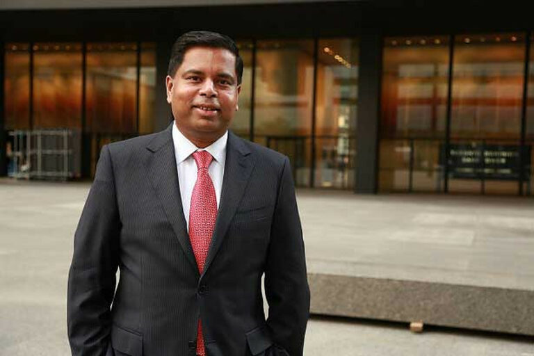 ආනන්ද සංගරීගේ පුතා යළිත් කැනඩා පාර්ලිමේන්තුවට ආනන්ද සංගරීගේ පුතා යළිත් කැනඩා පාර්ලිමේන්තුවට