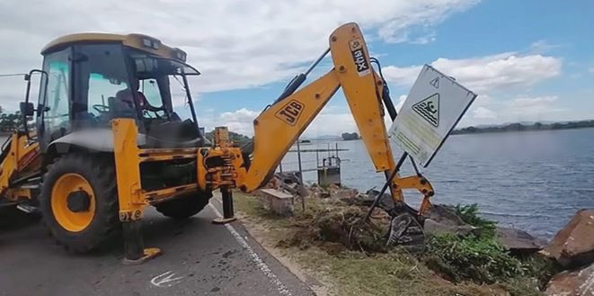 පරාක්රම සමුද්රයේ ජොගිං ට්රැක් හැදීම නවතී පරාක්රම සමුද්රයේ ජොගිං ට්රැක් හැදීම නවතී