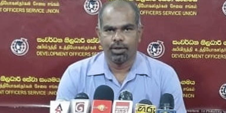 ගුරුවරුන් වෙනුවට ආදේශකයින් යොදා පාසල් අරිනවට විරෝධයක්