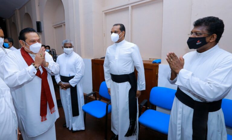 “පාස්කු ප්රහාරයෙන් පීඩාවට පත්වූවන්ට රජයේ යුතුකම් අනිවාර්යෙන්ම ඉටු කරනවා”- අගමැති “පාස්කු ප්රහාරයෙන් පීඩාවට පත්වූවන්ට රජයේ යුතුකම් අනිවාර්යෙන්ම ඉටු කරනවා”- අගමැති