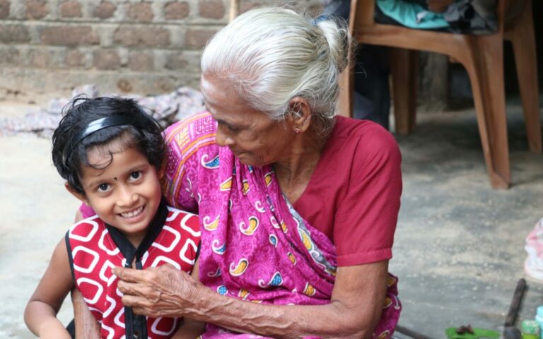 ලෝක ළමා හා වැඩිහිටි දිනය අදයි
