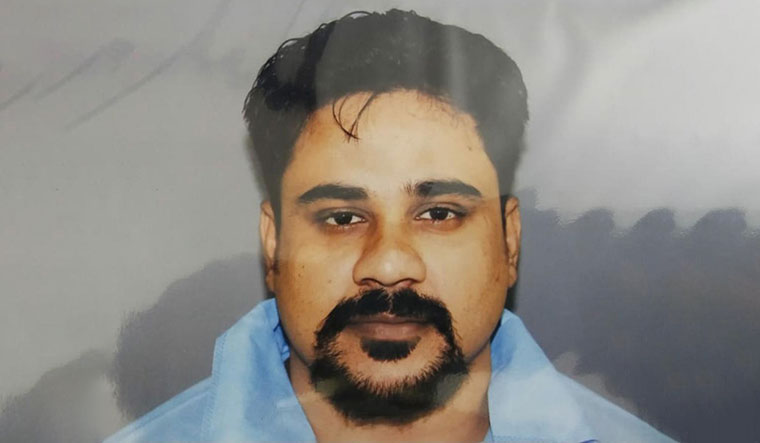 ඉන්දියාවේදී මියගියේ අංගොඩ ලොක්කා බවට DNAවලින් තහවුරුයි ඉන්දියාවේදී මියගියේ අංගොඩ ලොක්කා බවට DNAවලින් තහවුරුයි