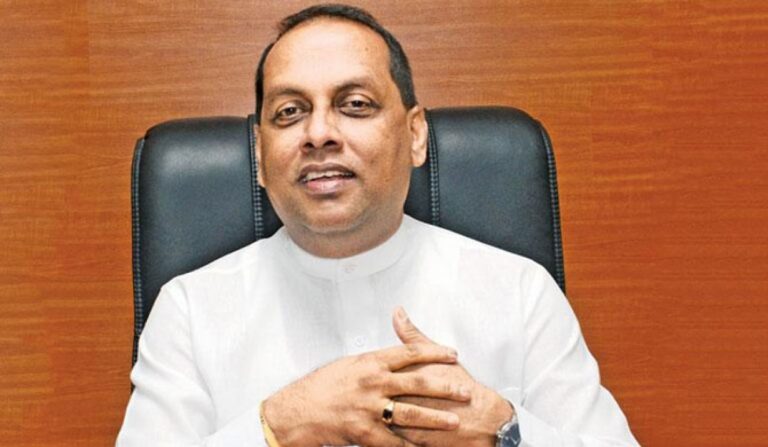 අමරවීරත් ඇමතිකම අතහරී
