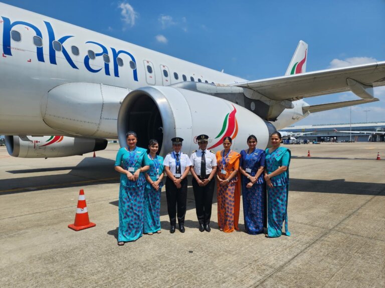 අතිශයින්ම කාන්තාවන් විතරමයි