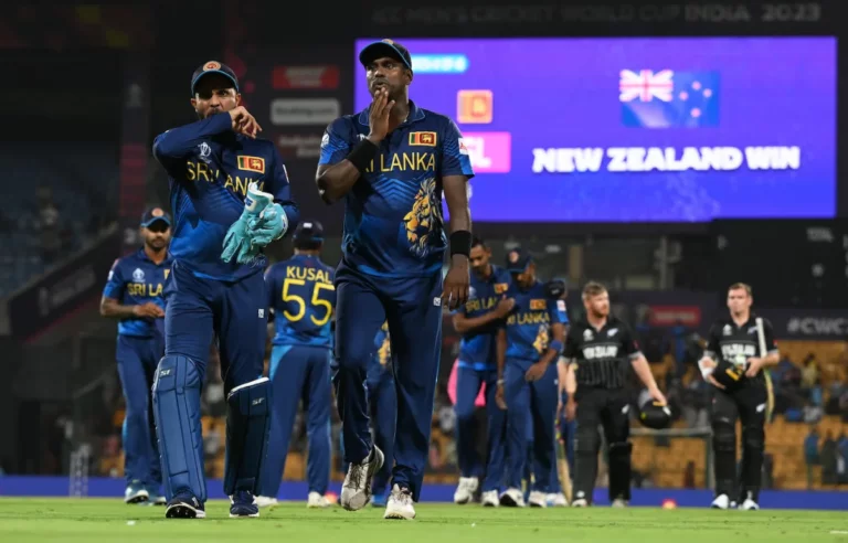 නවසීලන්තය ලංකාව පරදා ඉනිමඟ නගියි