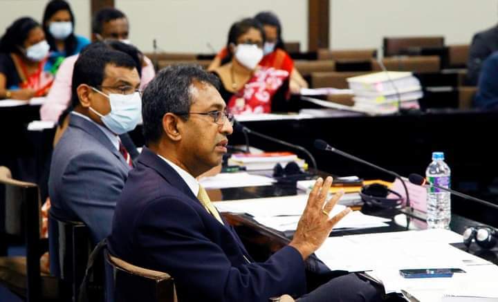 හර්ෂගේ මුලසුනින් රජයේ මුදල් කාරක සභාව රැස්වෙයි