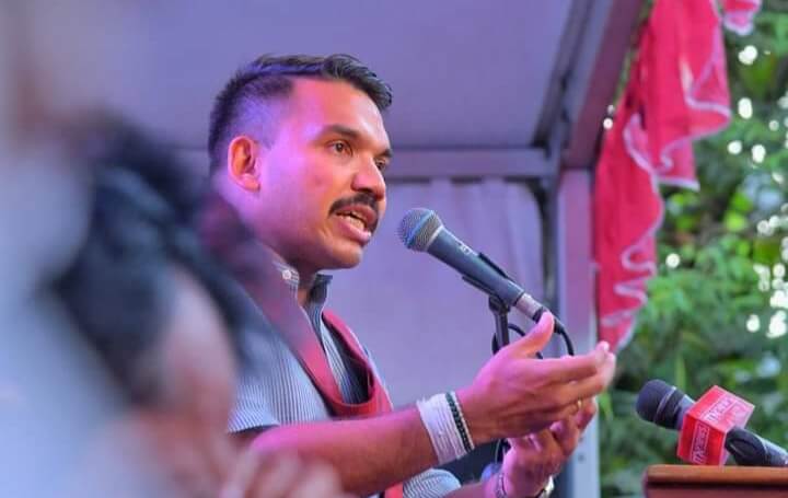 “ඡන්දේ ගන්න ඇයි මං බොරු කියන්නේ?”
