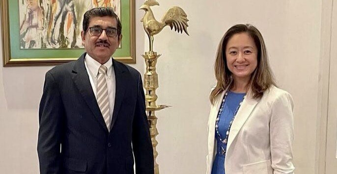 ඇමරිකානු තානාපතිනිය මහබැංකු අධිපති හමුවෙයි ඇමරිකානු තානාපතිනිය මහබැංකු අධිපති හමුවෙයි