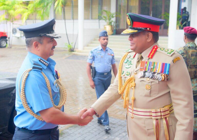 ඉන්දු – ලංකා ආරක්ෂක ප්‍රබලයන් දෙදෙනෙකු අතර හමුවක්