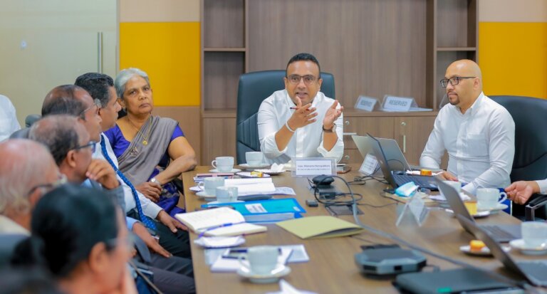සමස්ත ශ්රම බලකායම ඇතුළත් සමාජ ආරක්ෂණ ක්රමවේදයක් මාස 3කින් සමස්ත ශ්රම බලකායම ඇතුළත් සමාජ ආරක්ෂණ ක්රමවේදයක් මාස 3කින්