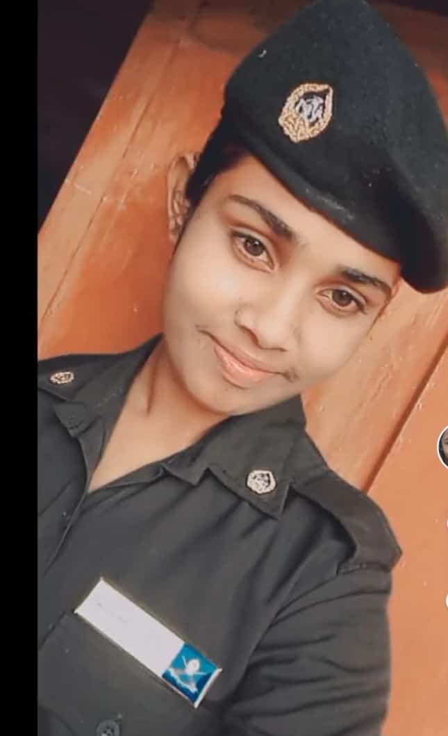 පෙමට අකමැතිවූවාට හිටපු සෙබල තරුණියට චූන්පාන් තරුණයා පහරදී මරා දමල