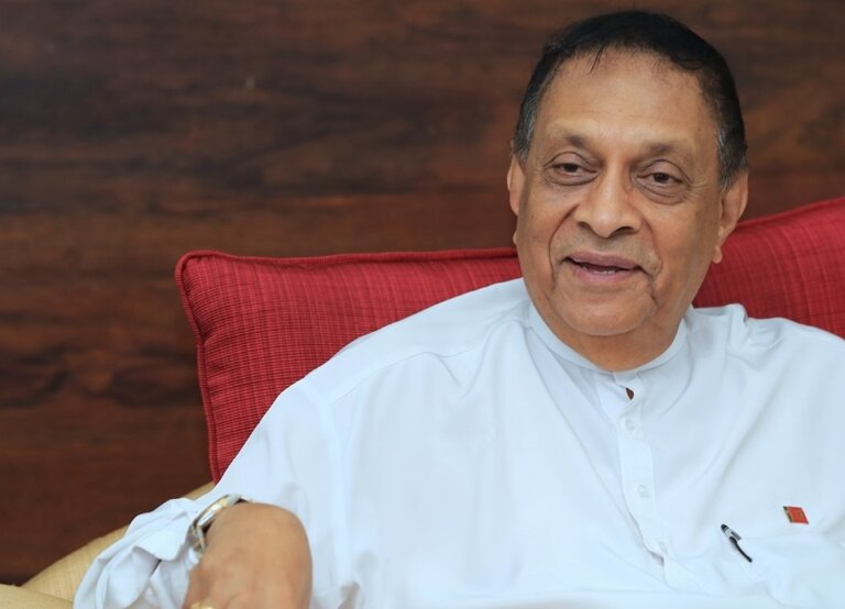 රට ගොඩදානවා නම් රනිල්ට සහය දෙනවා – කරු ජයසූ රිය