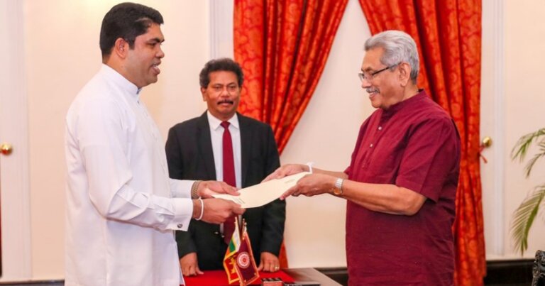 ශ්රීලනිප මන්ත්රීවරයකුට රාජ්ය ඇමතිකමක් ශ්රීලනිප මන්ත්රීවරයකුට රාජ්ය ඇමතිකමක්