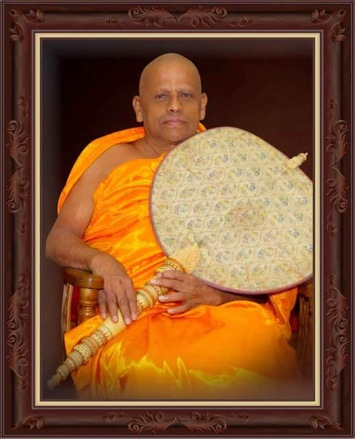 chief prelate of the asgiri chapter warakagoda ghanarathana thero