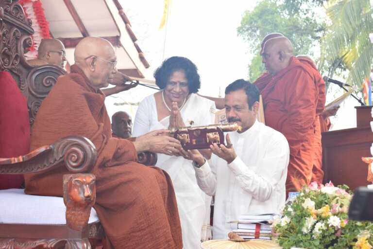 මධ්‍යම පළාත් ආණ්ඩුකාර ලලිත් ගමගේට ගෞරව සම්මානයක්
