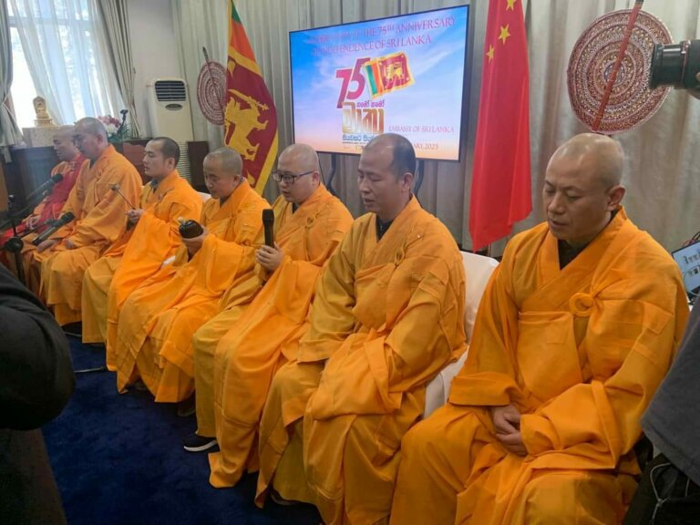 75 වැනි නිදහස් දිනය බෙයිජිං නුවරදී සැමරේ 75 වැනි නිදහස් දිනය බෙයිජිං නුවරදී සැමරේ