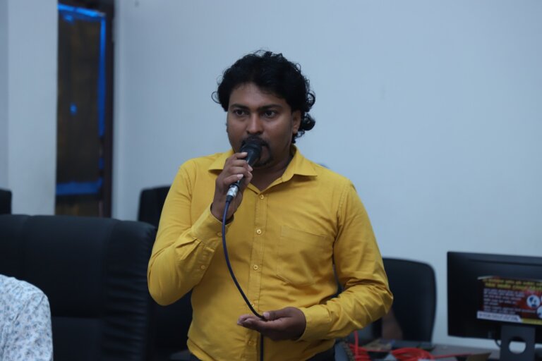 රාජ්ය සේවක නිවාඩු කප්පාදුවට විරෝධය රාජ්ය සේවක නිවාඩු කප්පාදුවට විරෝධය