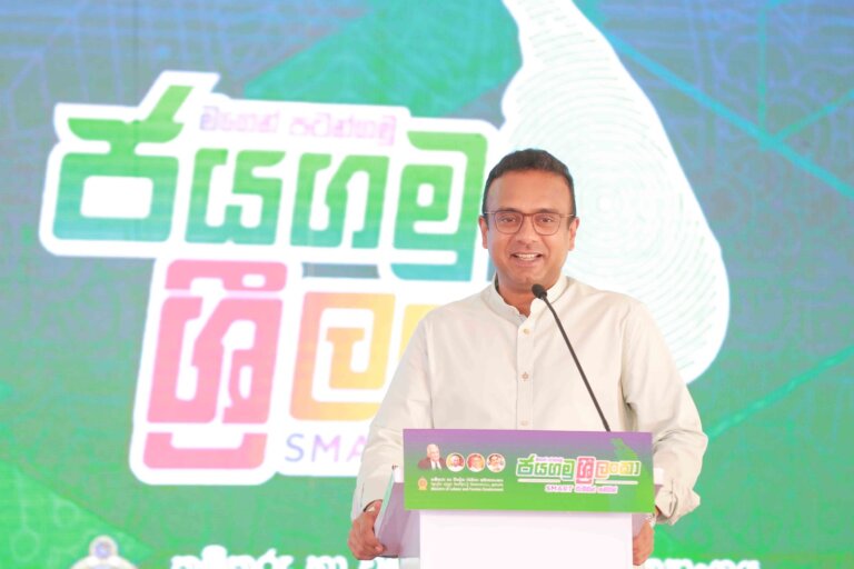 “රතු සහෝදරයින් ඉන්දියාවට නොගියා නම් UPI ගෙවුම් පද්ධතියට ලොකු විරෝධයක් එන්න තිබුණා” “රතු සහෝදරයින් ඉන්දියාවට නොගියා නම් UPI ගෙවුම් පද්ධතියට ලොකු විරෝධයක් එන්න තිබුණා”