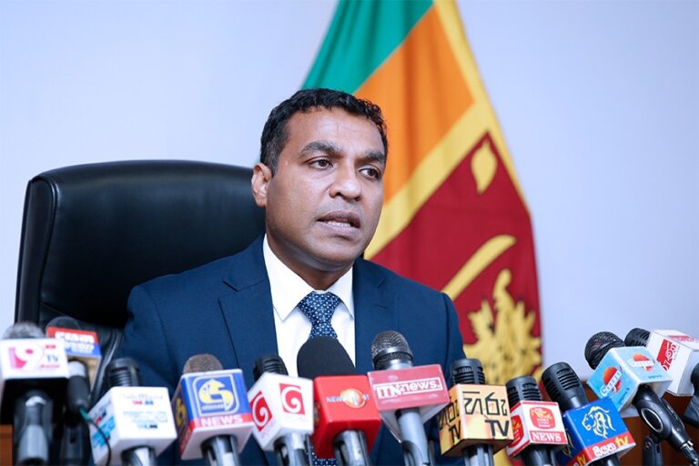 ත්‍රිවිධ හමුදා ආහාර සළාක දීමනාව ජනවාරි සිට වැටුපට එක්කරයි